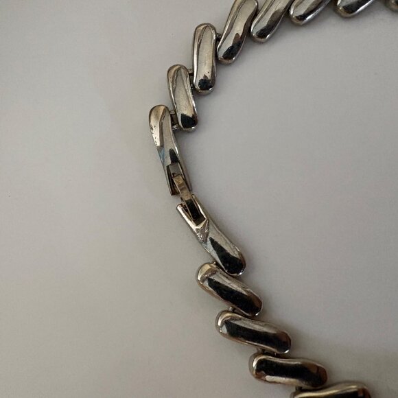 Silver Tone Rhinestone Accent Slant Bar Link Necklace Elegant Classic 17 in - Picture 7 of 8